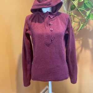 Gorgeous North Face hooded sweater- excellent condition!